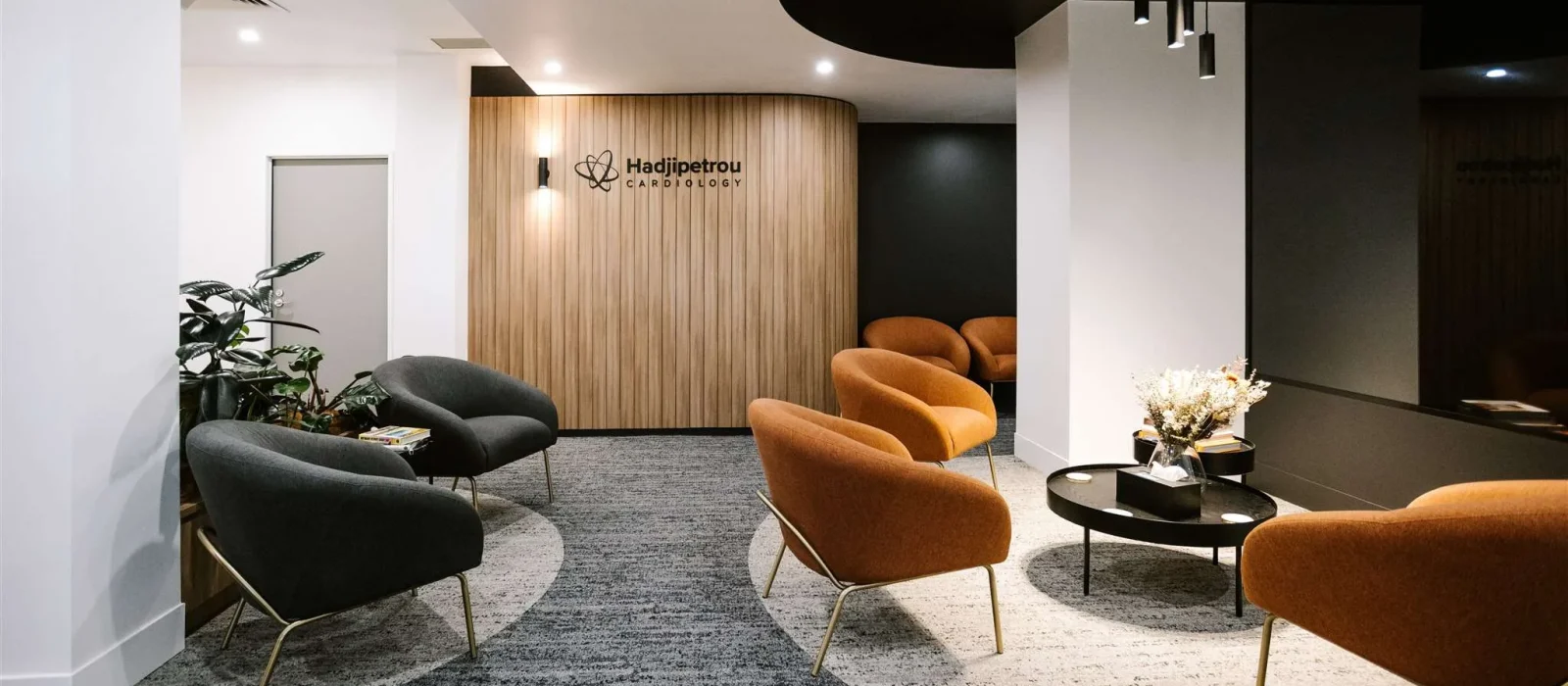View of the clinic's waiting room